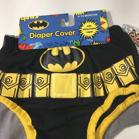 DC Comics Batman Diaper Cover 6-12 Months With Detachable Cape Black Gray Yellow - Picture 3 of 12